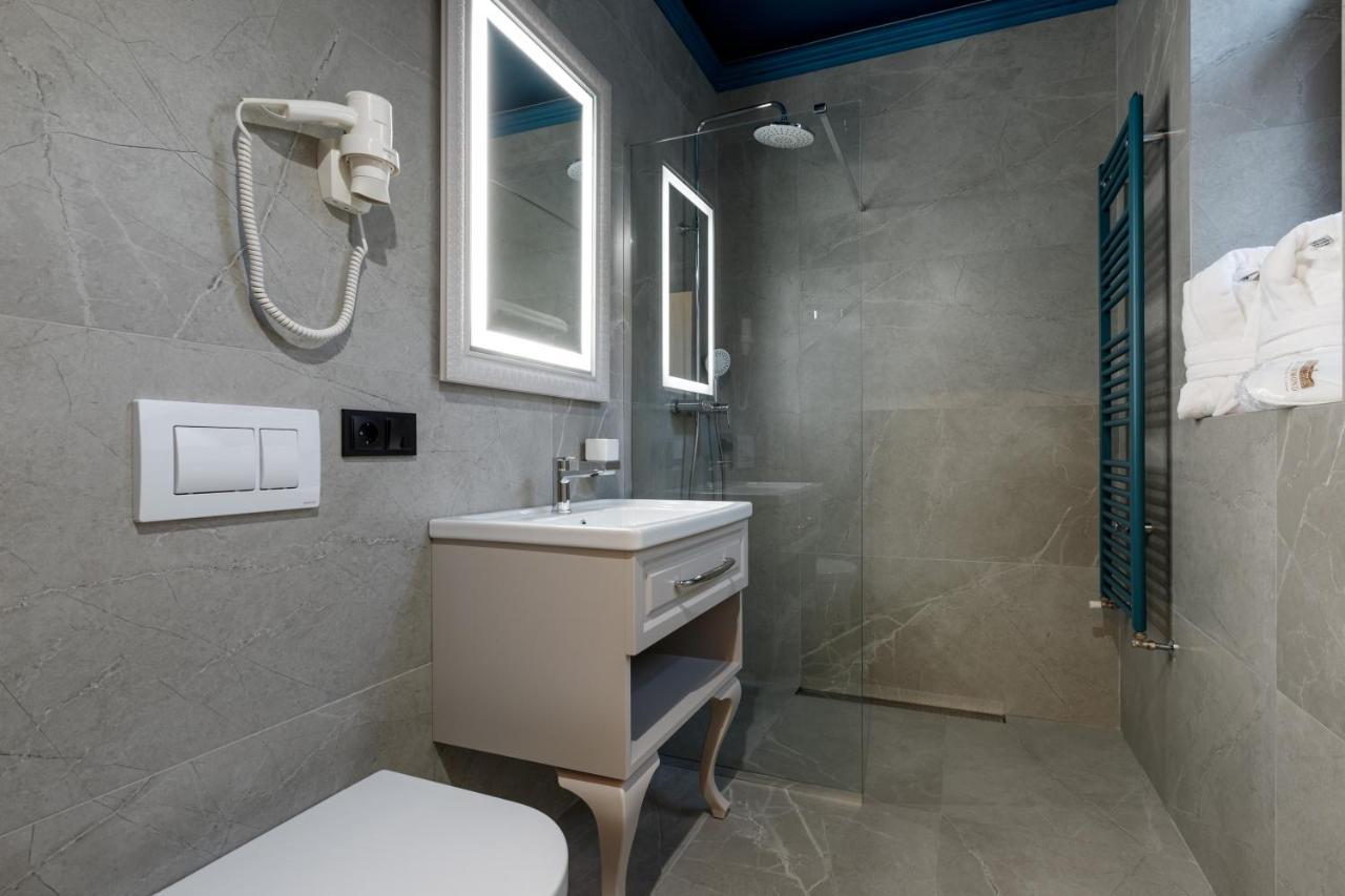 Richmond Hotel Chisinau Eksteriør bilde